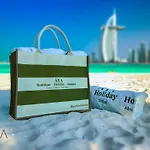 Stunning Beachfront 1Br Apartment In Palm Jumeirah