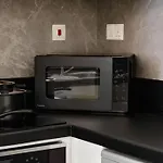 Modern 1-Bedroom In Dubai Marina Botanica Tower