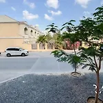 Rare Holiday Homes - Near Circle Mall - Lavender 2 - Rg012 - Jumeirah Village Circle