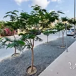 Rare Holiday Homes - Near Circle Mall - Lavender 2 - Rg012 - Jumeirah Village Circle