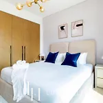 Lux The Palace Residence Suite
