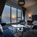 Stunning Views & Palm Marina Views & 39Th Floor