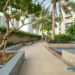 Stunning 2 Bedroom In The Heart Of Downtown, 360 Views