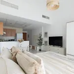 Cozy Studio In Marina View Tower With Balcony