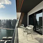 Trophy Sunny Honey Suite Canal View & Infinty Pool