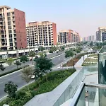 Dubai Galaxy In Azizi Riviera Luxury Studio