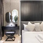 3Br Luxury Escape At Mon Reve I Access To Pool And Gym