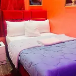 Comfort Lodge