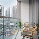 Grande Apartment 1 Bedroom With Amazing Pool, Gym And Location