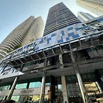 Superb 1 Bedroom Apt Next To Burj Khalifa And Dubai Mall