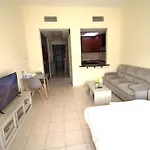 Druvya Holiday Homes, Bld Dg079, Street No,3 Discovery Gardens, Close To The Gardens Metro 3 Minutes Walkable
