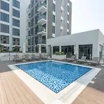 Wonderful 2-Bedroom Apartment Perfect For Family In Meydan Mbr