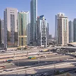 Cozy 1-Bedroom Apartment At West Avenue Tower Near Marina Beach