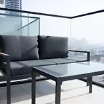Cozy 1-Bedroom Apartment Perfect For 4 In Jvc