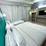 Hafez Hotel Apartments Al Ras Metro Station