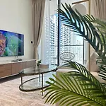 Elegant Urban 1 Bedroom Apartment In Jvc