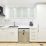 Spacious 2 Bed Apartment In Shams 4 Jbr