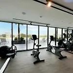 Trophy Array Of Sunshine Suite W Pool View In Heart Of Jvc