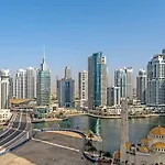 Homey 1-Bedroom Apartment With Balcony Views In Dubai Marina