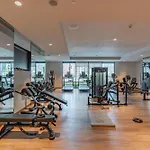 Brand New Stylish 1 Bed Next To Burj Khalifa By Holiday Boulevard