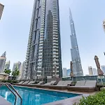 Brand New Stylish 1 Bed Next To Burj Khalifa By Holiday Boulevard
