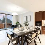 Luxe 1Br With Full Burj Views And Dubai Mall Access
