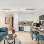 Vogue The Sterling By Omniyat Dubai With Balcony Stay Near Burj Khalifa And Dubai Mall