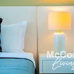 Sophisticated 1 Bed Suite In Dubai Marina
