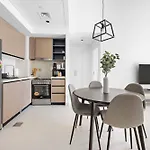 Silkhaus Upscale 1Br By Burj Khalifa With Balcony