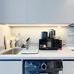 Stylish Studio Getaway In Dubai\'S Mag 920