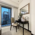 Trophy - Marina Address Studio - Full Marina View