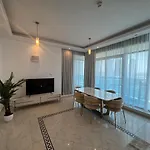 Opal Tower, Marina