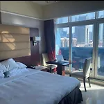 Cozy Dubai Marina Suite