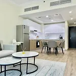 1 Bedroom With Beautiful View In Dubai Marina