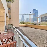 Golden Homes Luxe Living Claren Tower 1Br Plus Study Room Near Dubai Mall Downtown Dubai