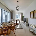 Homes Beyond I Brand New 1 Bedroom Apt With Beach Access