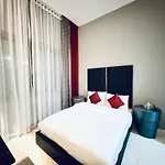 Al Manara Classic Deluxe Studio
