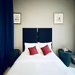 Al Manara Classic Deluxe Studio