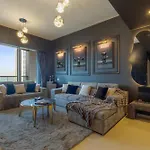 Brand New Luxe Downtown Dubai 46Th Floor
