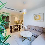 Prime Location - Modern 1Br Design - High Floor