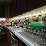Nice 2 Bedroom Apartment-Minimum 5 Night