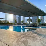 Silkhaus Central Park Spacious Studio In Heart Of Difc