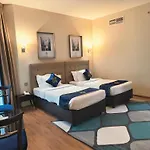 Seven Seas Hotel
