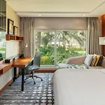 Le Méridien Dubai Hotel&Conference Centre