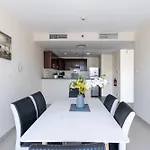 Rh- Bright 1Br In Jvc, Near Circle Mall