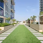 Livbnb-Urban Getaway 1Bhk With Jvc Skyline View