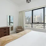 Modern 1Br Apartment In Jlt Next To Metro With City Views