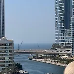 Dubai Marina Beachview Studio