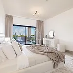 Beach Access 1 Bedroom Palm Jumeirah Haven