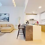 Luxurious Urban Retreat - 1Br In Jge